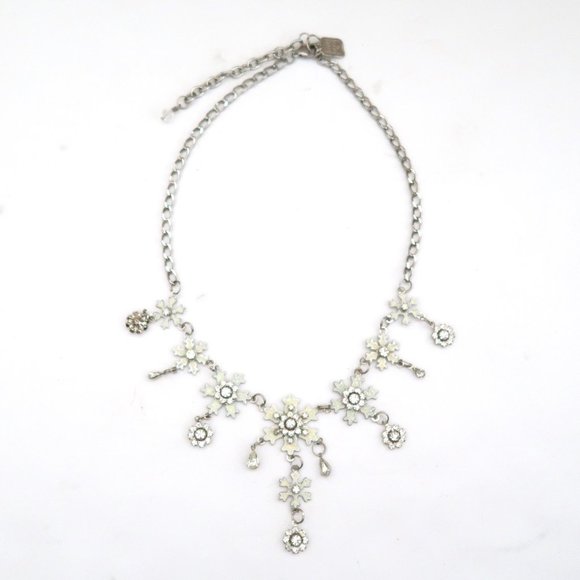 LUNCH AT THE RITZ snowflake statement necklace - Picture 1 of 4